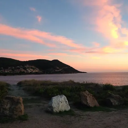 Vicino Al Mare Porto Corallo